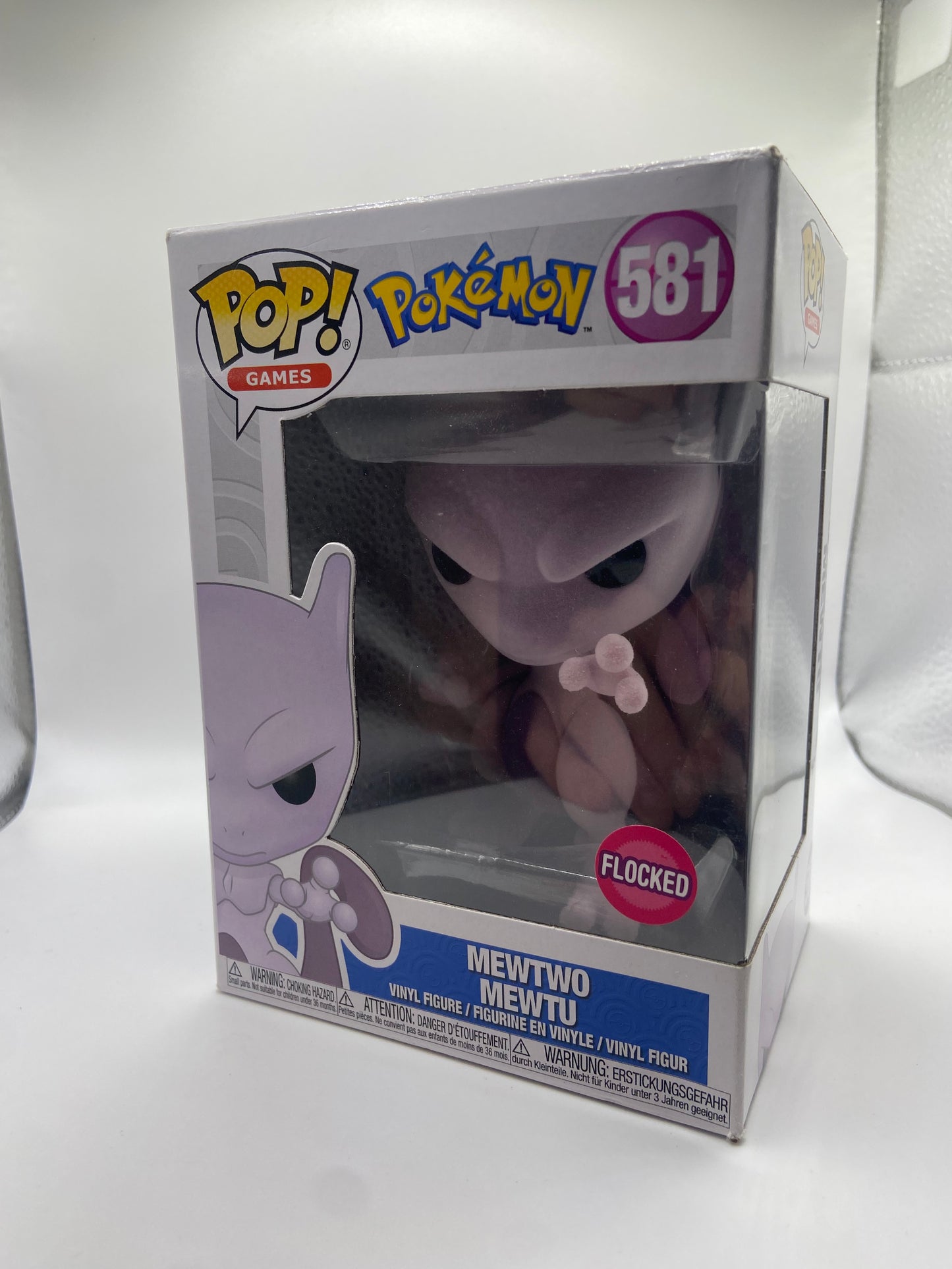 Funko POP! Pokémon: Mewtwo (Flocked) #581