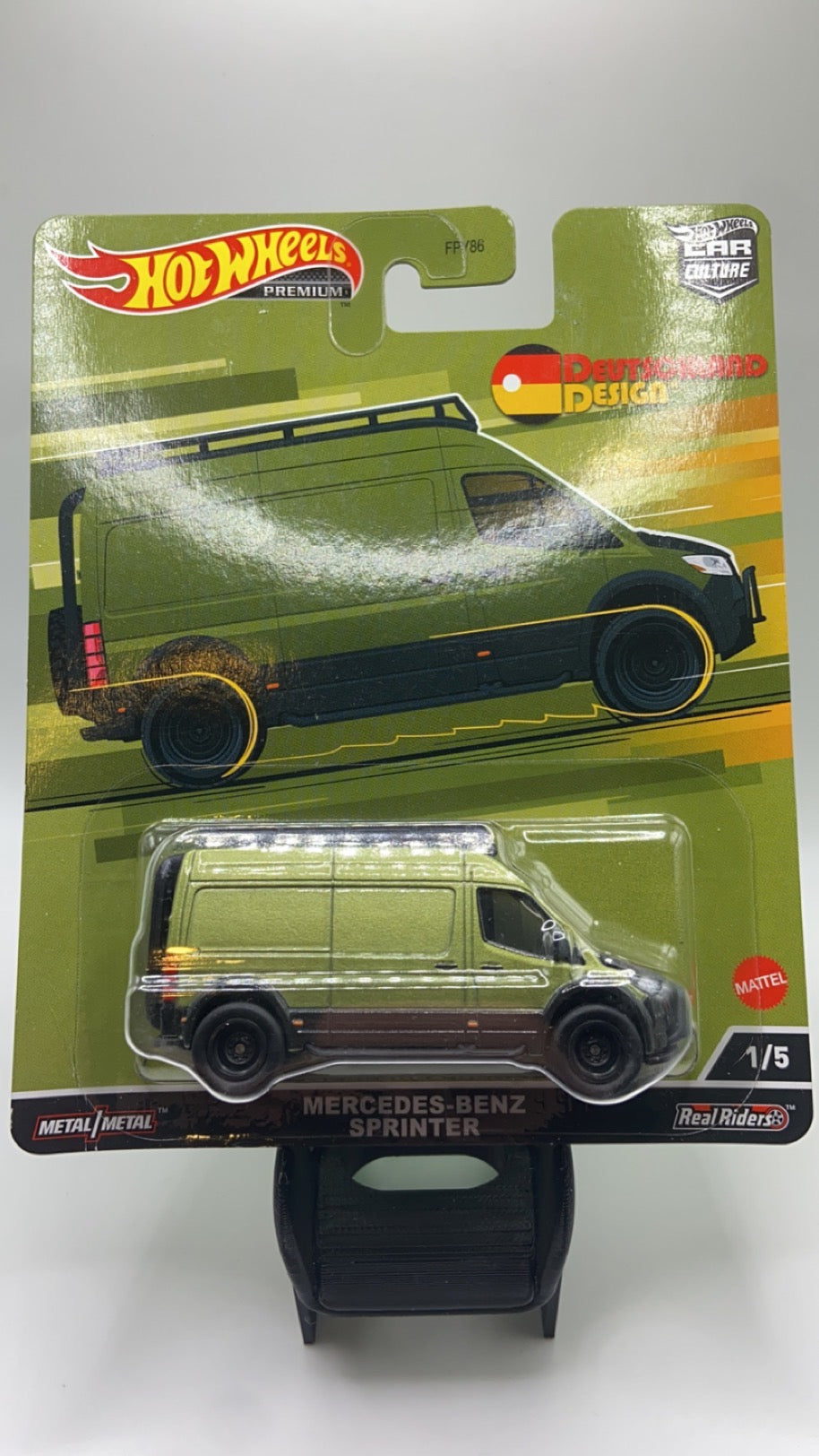 Hot Wheels Premium - Deutschland Design Mercedes Benz Sprinter