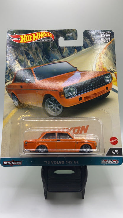 Hot Wheels Premium - ‘73 Volvo 142 GL