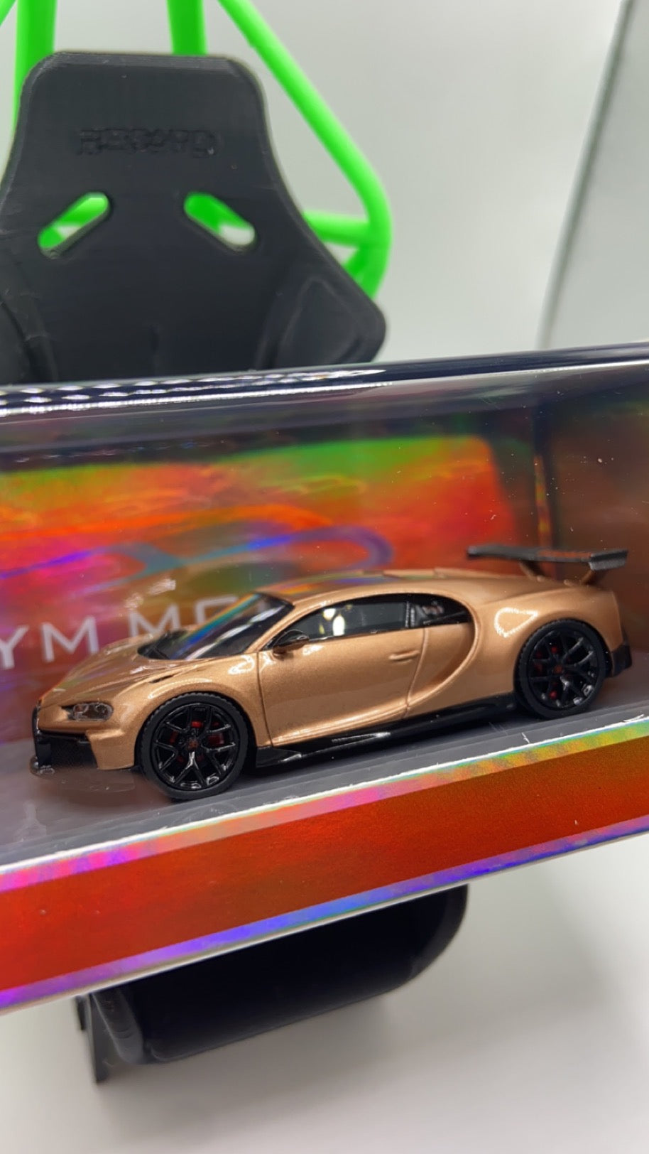 YM MODEL - Bugatti Chiron Pur Sport - Limited Edition #117/299