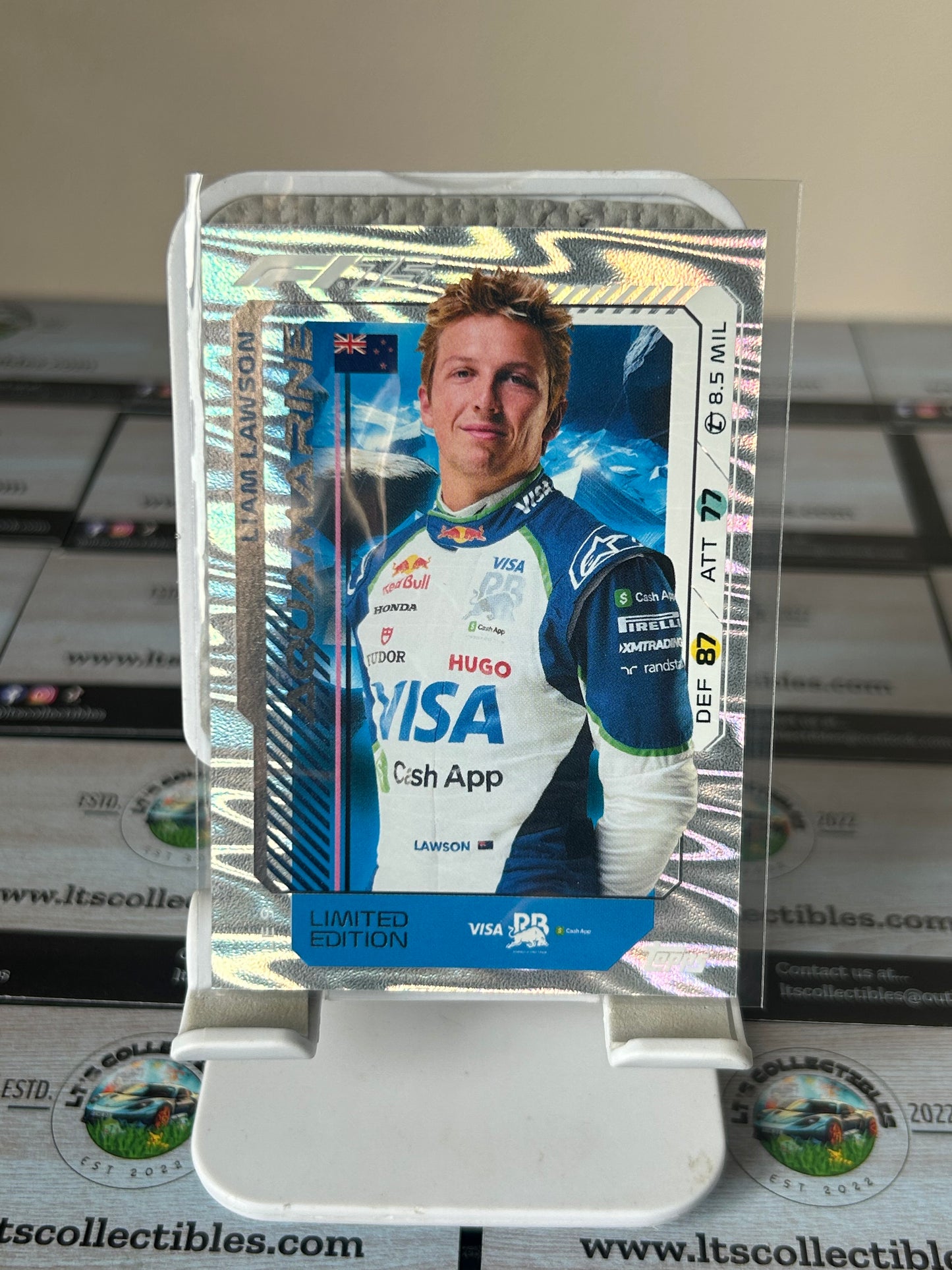 Topps 2025 Turbo Attax - Limited edition Aquamarine - Liam Lawson “LE9”