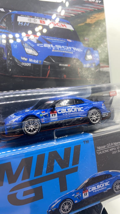 Mini GT #636 - Nissan GTR Nismo GT500 #12 (Calsonic impul GTR)