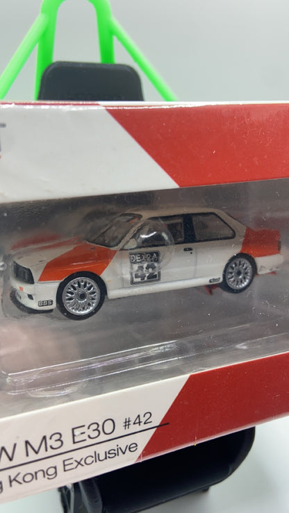 Mini GT #56 - BWM M3 E30 #42 Hong Kong Exclusive - DAMAGED