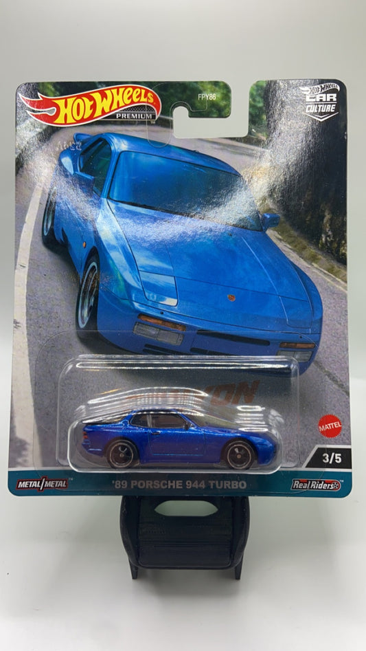 Hot Wheels Premium - Canyon Warriors ‘89 Porsche 944 Turbo