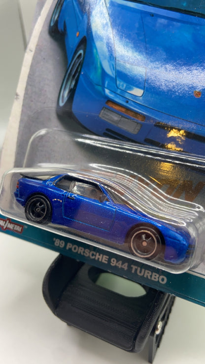 Hot Wheels Premium - Canyon Warriors ‘89 Porsche 944 Turbo