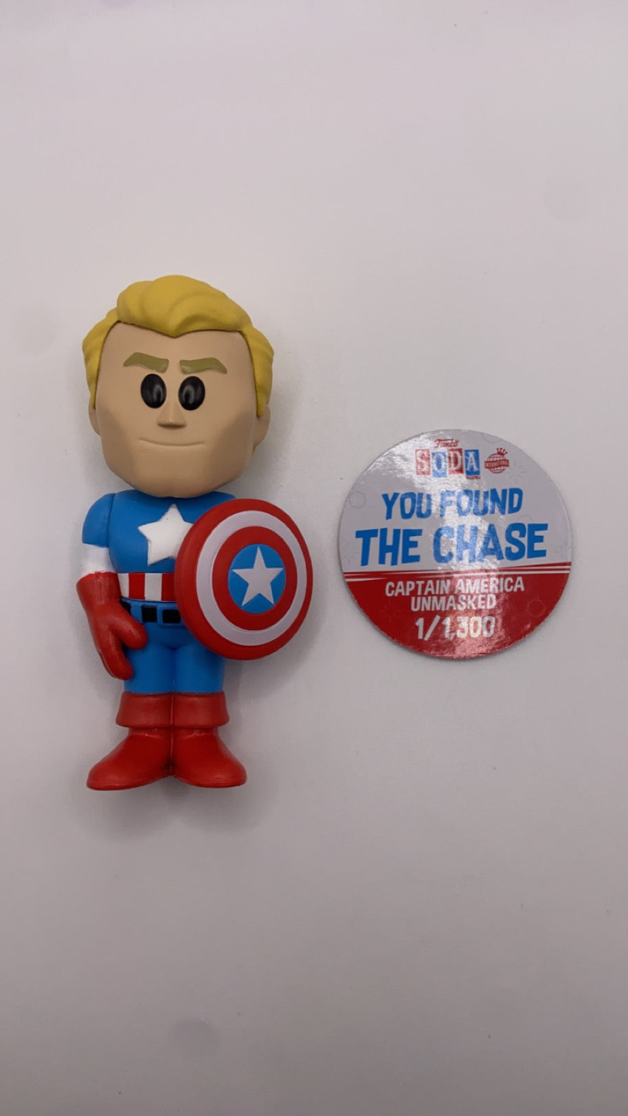 Funko POP! Soda - Captain America (CHASE VERSION 1 of 1300) *NOT SEALED*